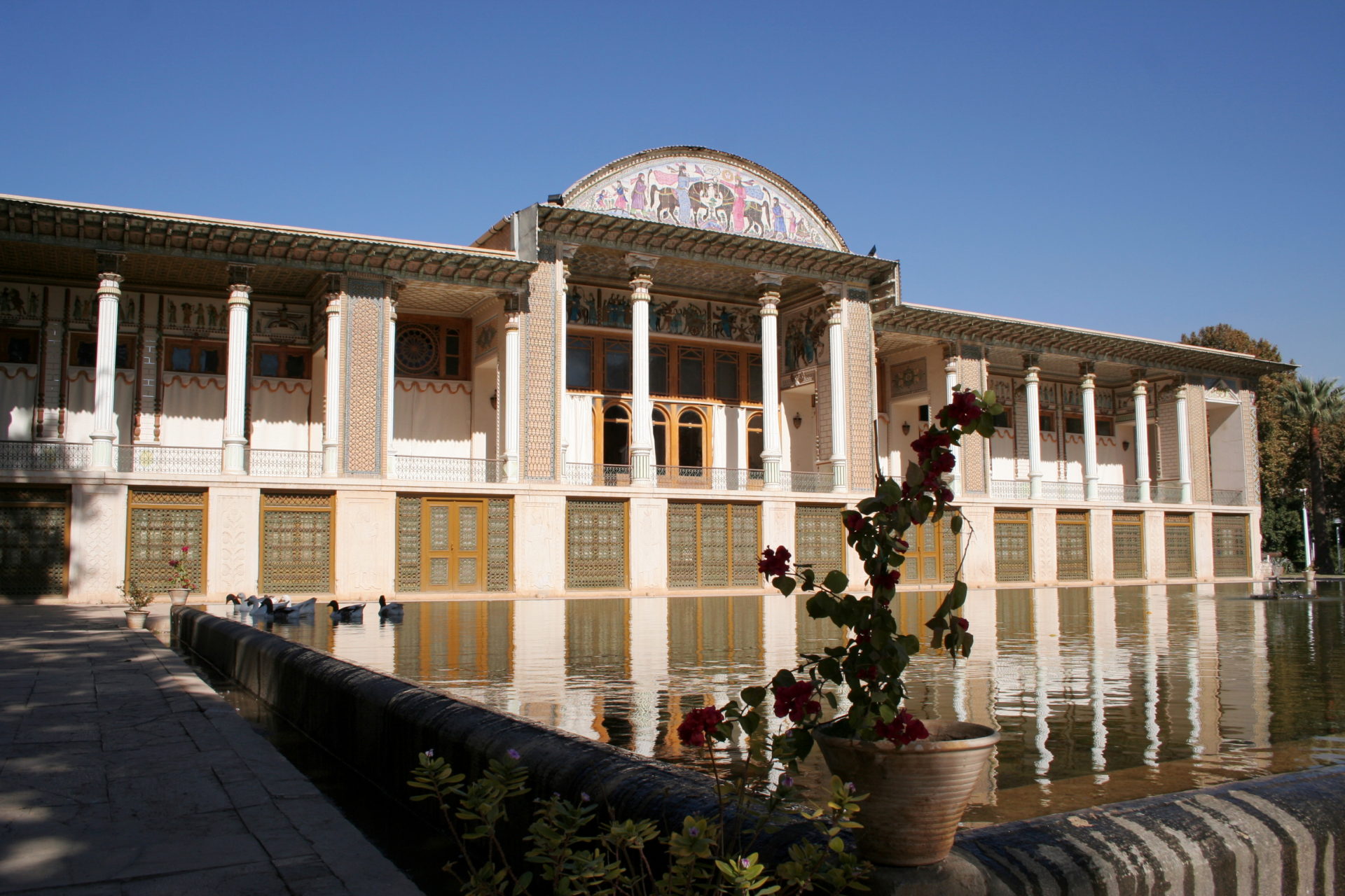 Taste Paradise, a tour and workshop through the Persian Garden in