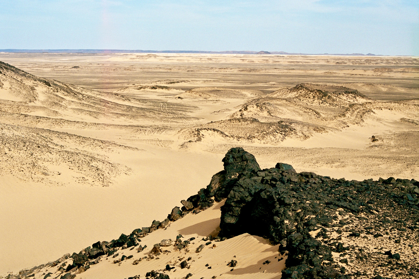 Gebel Qatrani and the ancient quarries, EGYPT - Med-O-Med